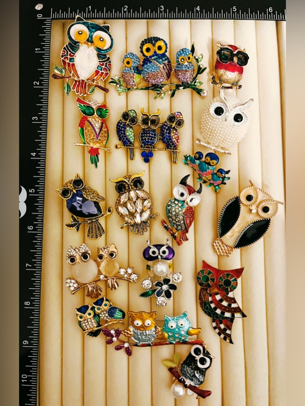 Lot of 17 Pieces Vintage Style Owl Brooches Pins Rhinestone Enamel Pearl Set